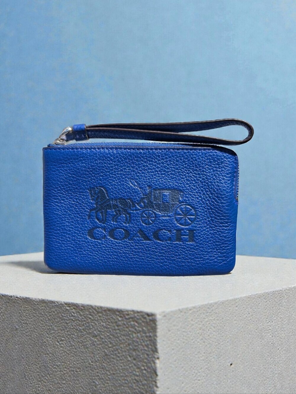 Coach Corner Zip Horse & Carriage Embossed Wristlet - Vivid Blue - NWT